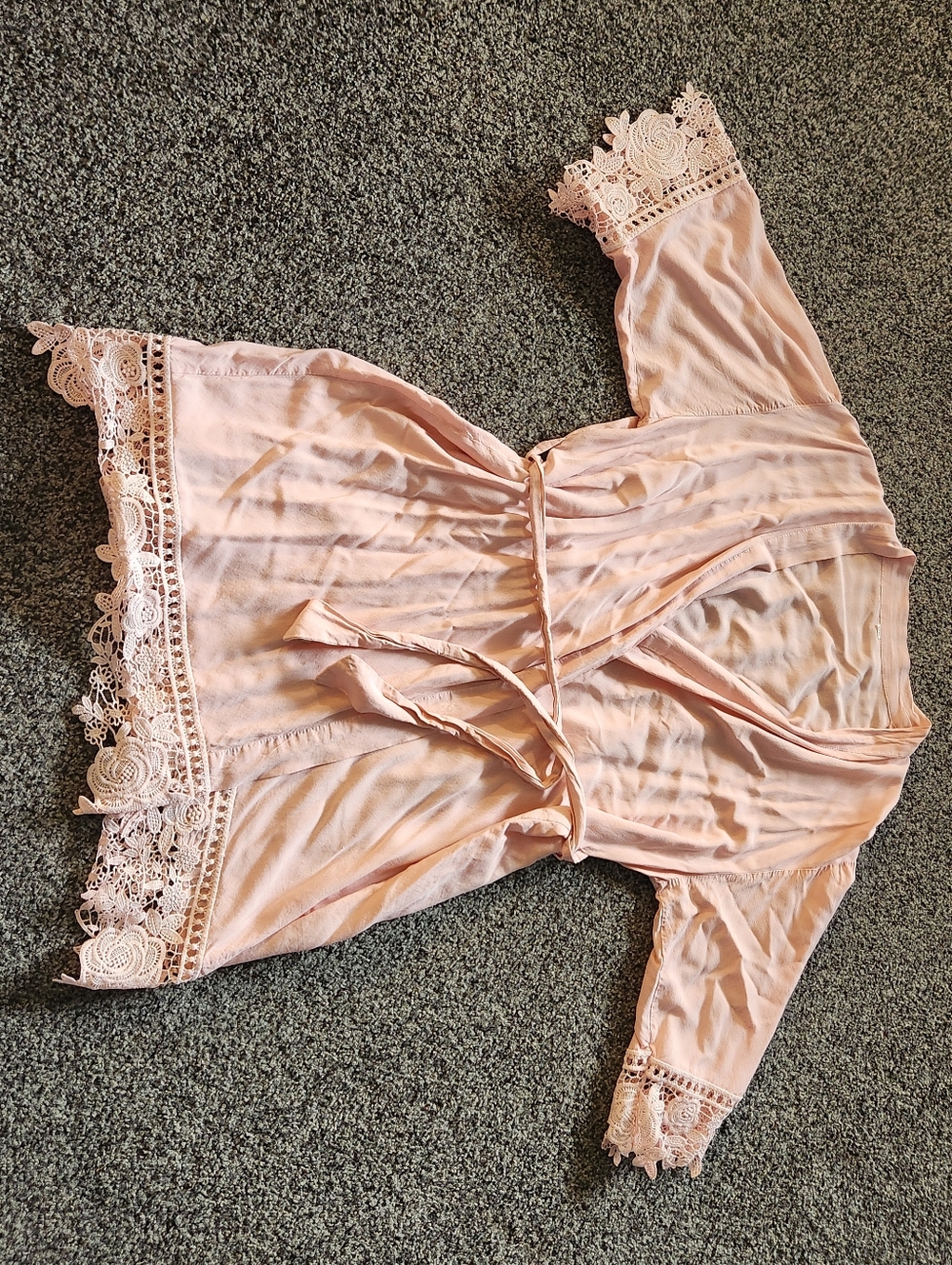 Lightweight Peach Robe - Picture 10 of 11